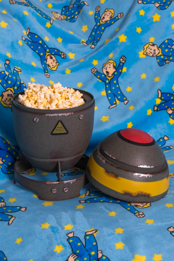 Alternative view of Fallout Mini-Nuke Popcorn Bucket