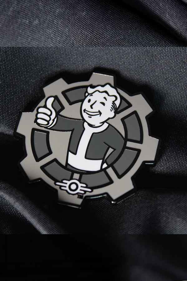 Alternative view of Fallout Vault-Tec General Issue Decision Coin