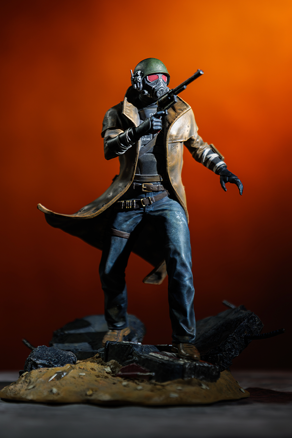 Alternative view of Fallout New Vegas Ranger Statue
