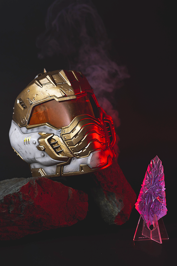 Alternative view of DOOM: The Dark Ages Wearable Helmet Replica (Divinity)