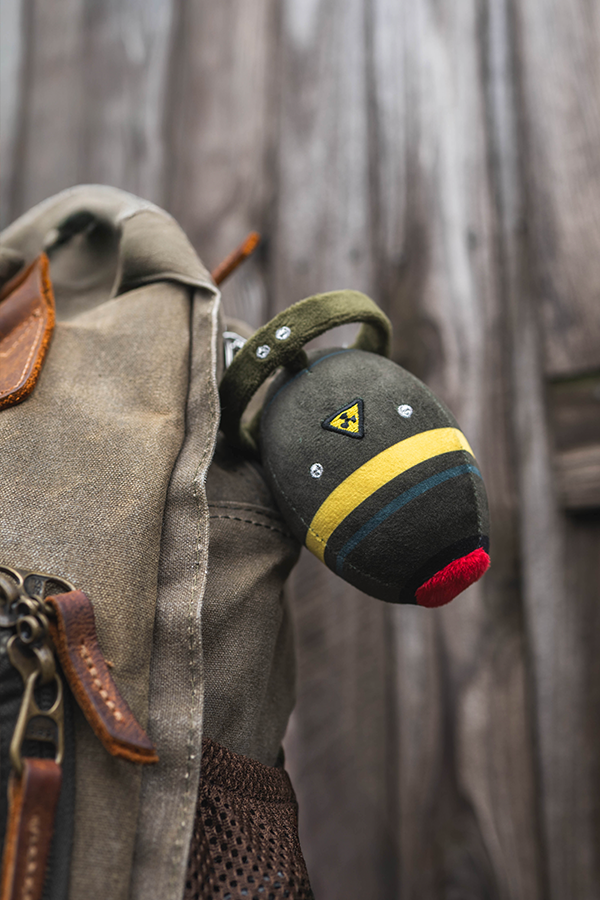 Alternative view of Fallout Mini Nuke Keychain Companion