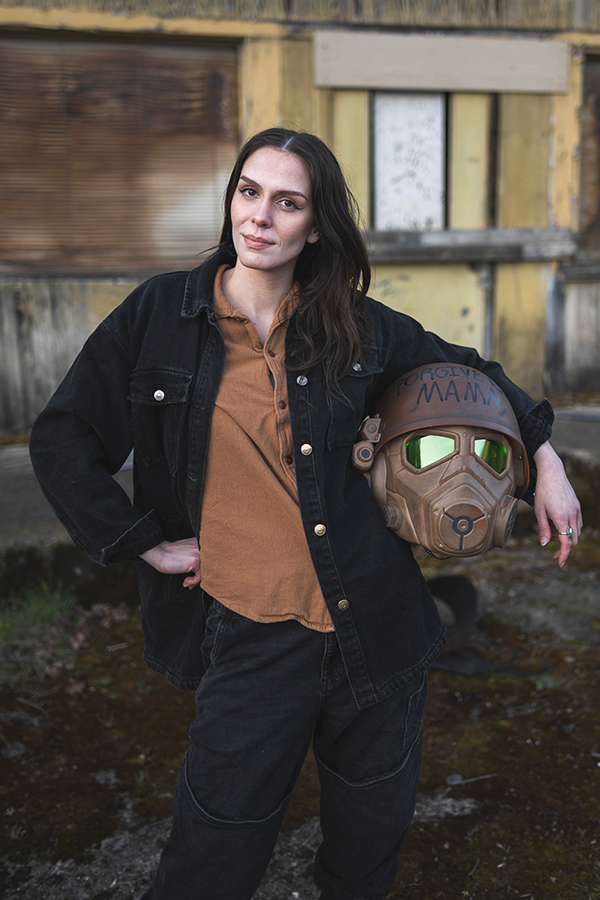 Alternative view of Fallout Desert Ranger Battle Wearable Helmet