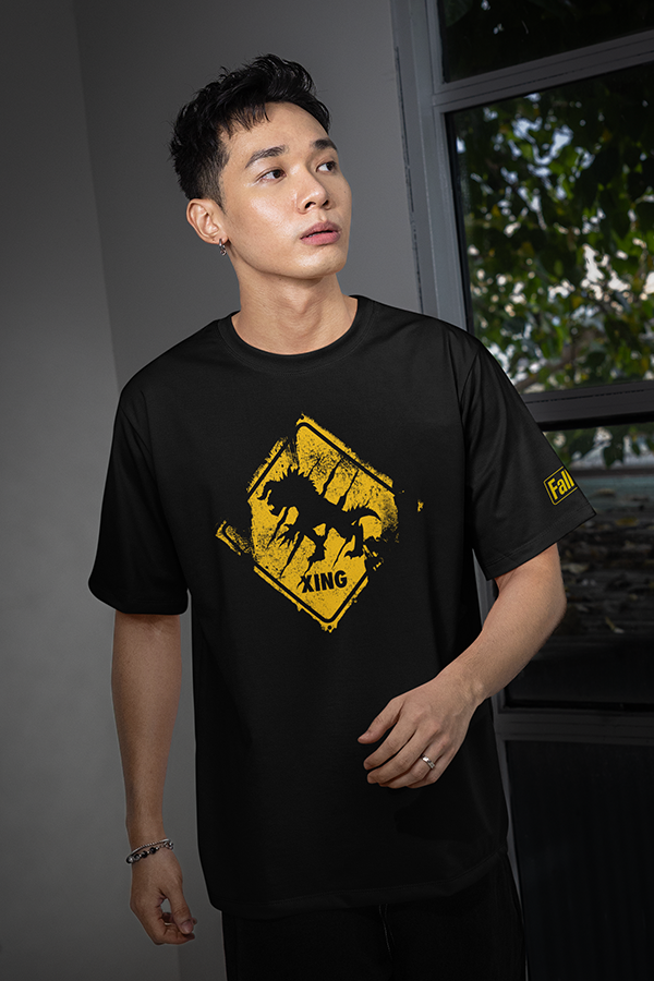 Alternative view of Fallout Deathclaw Crossing Tee