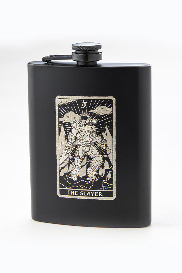 Alternative view of DOOM Slayer Tarot Flask
